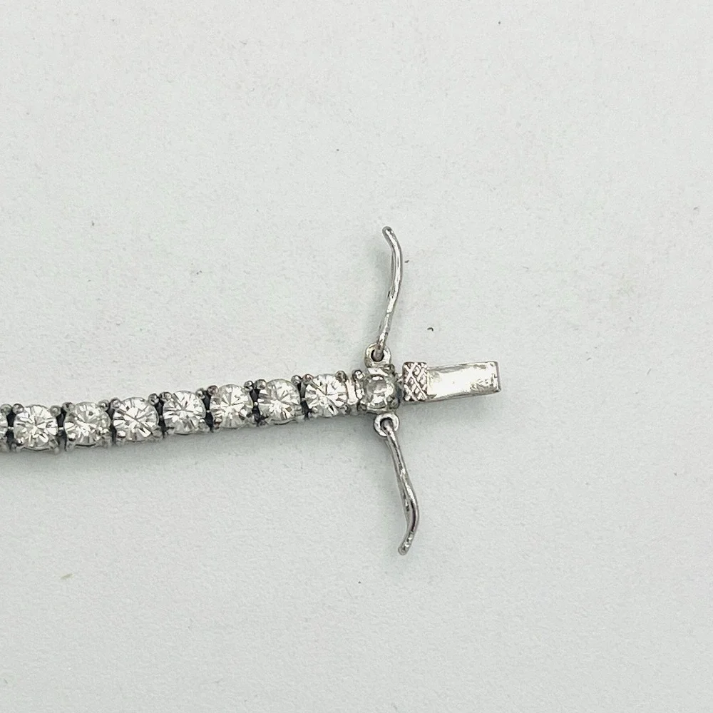 Joan Rivers Women's Tennis Bracelet Silver Tone Metal Rhinestone Crystals 7.75
